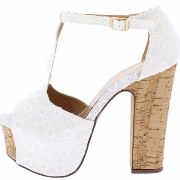 Bamboo White Eyelet Cork T Strap Sandals - Picture 2 of 5